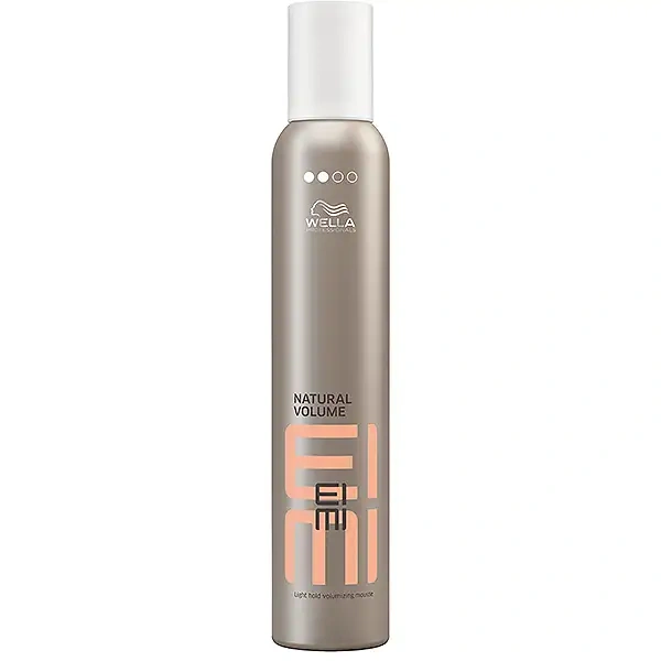 Wella EIMI Пена для укладки легкой фиксации NATURAL VOLUME 300 мл фото 2